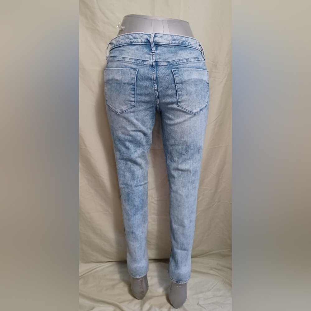 MOSSIMO DENIM Ripped Mid Rise Jegging Jeans - Picture 2 of 7